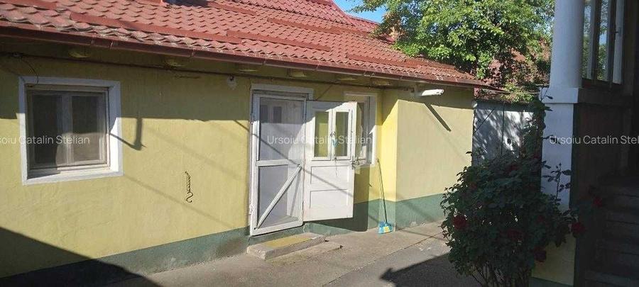 Casă cu 4 camere în Exterior Vest