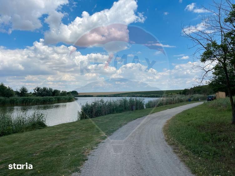 Teren de 4350 mp, în Vasilați