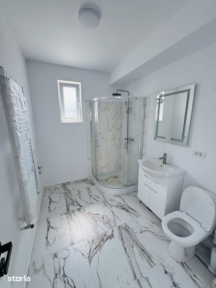 Casă cu 4 camere cu Teren 250 Mp în Ghencea