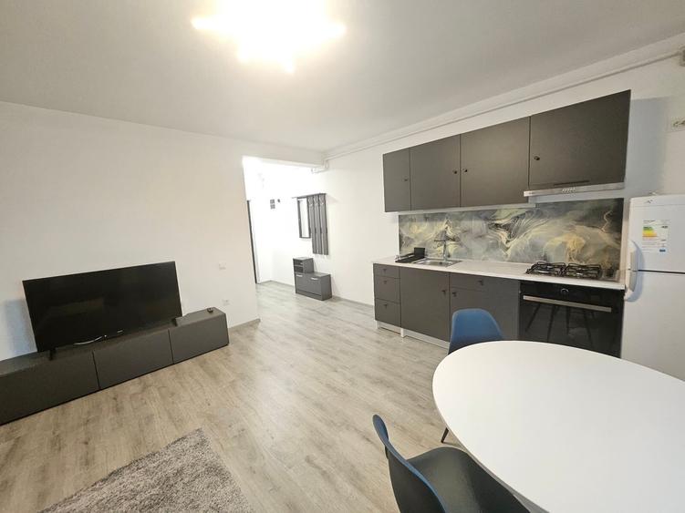 Apartament cu 2 camere decomandat în Ștefănești