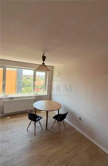 Apartament cu 2 camere decomandat, mobilat în Complex Studențesc