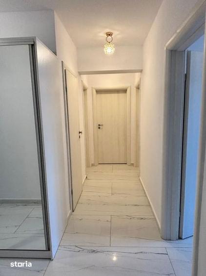 Apartament cu 3 camere decomandat în Fundeni