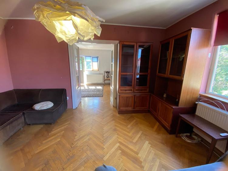 Apartament cu 2 camere nedecomandat în Dorobanți