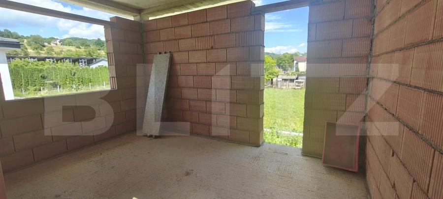 Casă individuală cu 4 camere cu Canalizare în Năsăud