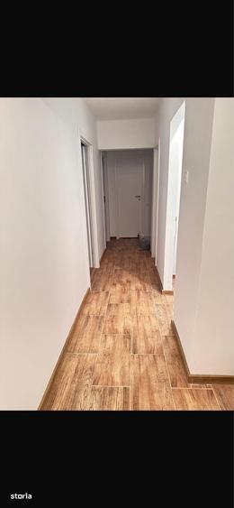 Apartament cu 3 camere decomandat în Prelungirea Ghencea