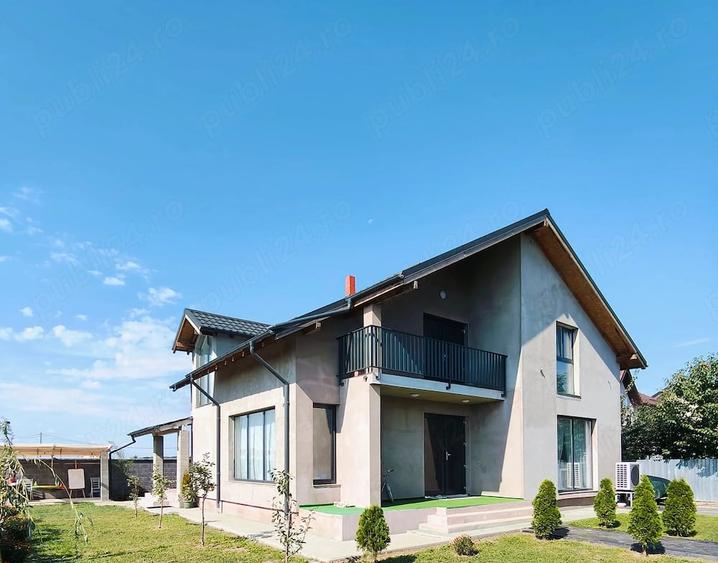 Casă cu Teren 1000 Mp în Central