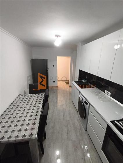Apartament cu 3 camere decomandat, mobilat în Unirii Nord