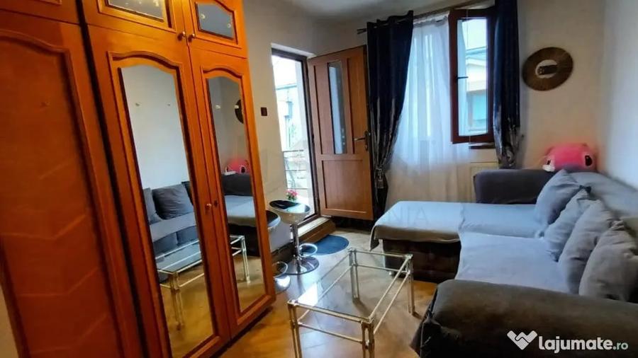 Apartament cu 3 camere decomandat în Știrbei Vodă