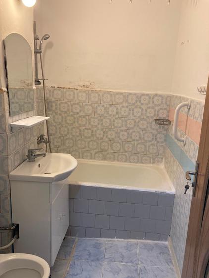 Apartament cu 2 camere semidecomandat în Decebal