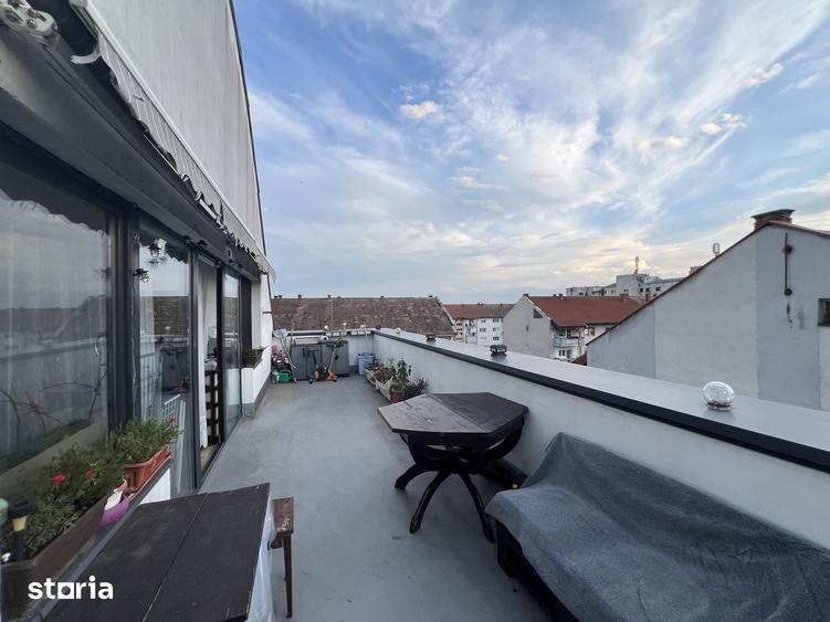 Apartament cu 3 camere în Soarelui