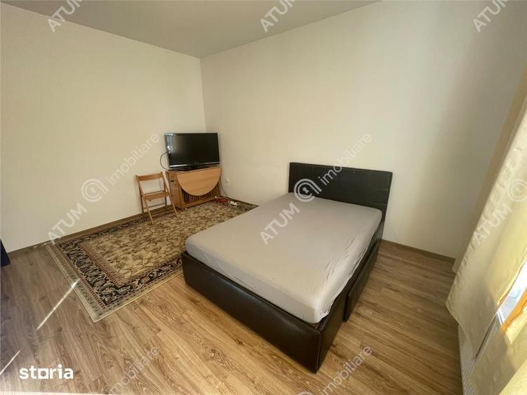 Apartament la casa cu 2 camere decomandate curte comuna central Sibiu - 7
