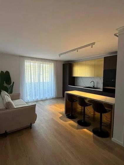 Apartament cu 2 camere decomandat în Tătărești