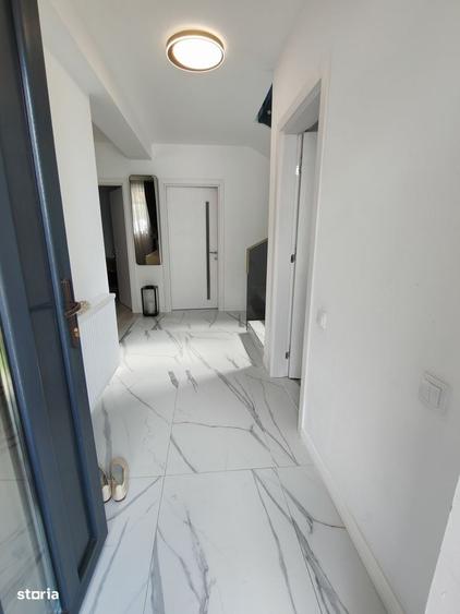 Casă cu 4 camere decomandat cu Teren 235 Mp în Brănești