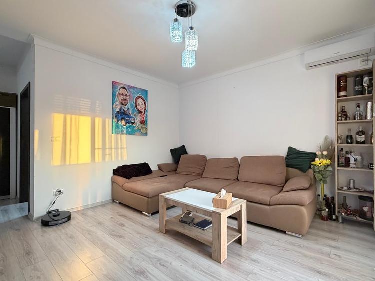 Apartament cu 3 camere decomandat în Braytim
