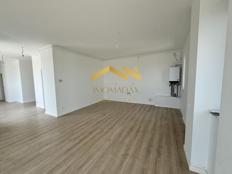 Apartament cu 3 camere decomandat în Aradului