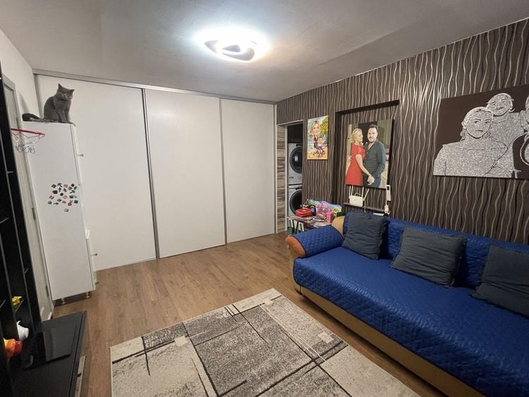 Apartament cu 2 camere semidecomandat în Țiglina 1