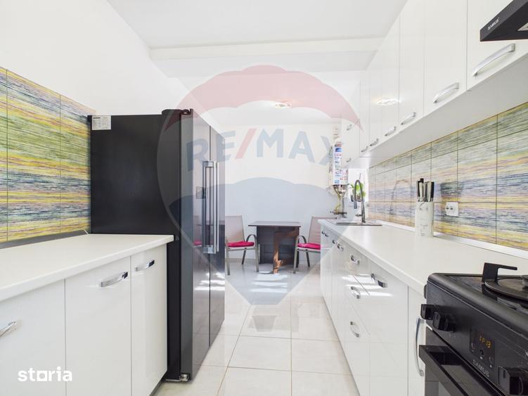 Casă cu 4 camere cu Teren 250 Mp în Cernica