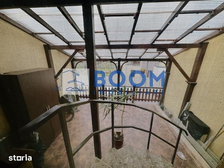 Casă cu 4 camere cu Teren 200 Mp în Vlădesti