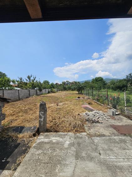 Casă individuală cu 4 camere cu Teren 770 Mp în Micești