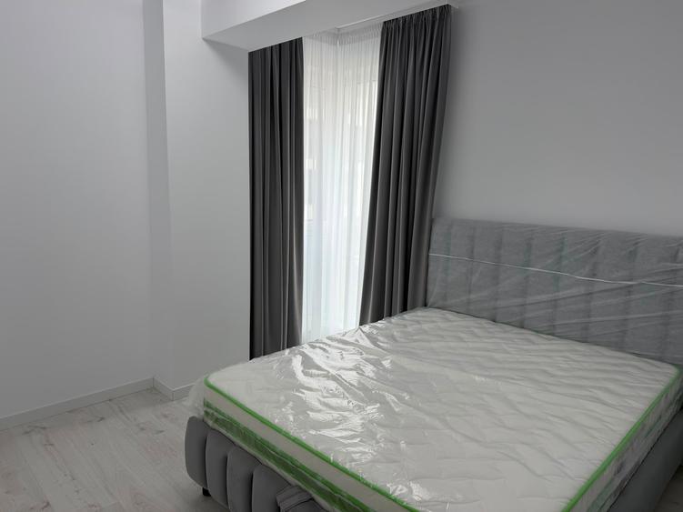 Apartament cu 4 camere decomandat în Sat Vacanță
