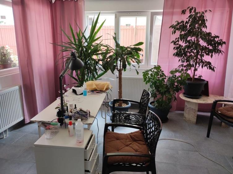 Casă cu 4 camere în Căldăraru