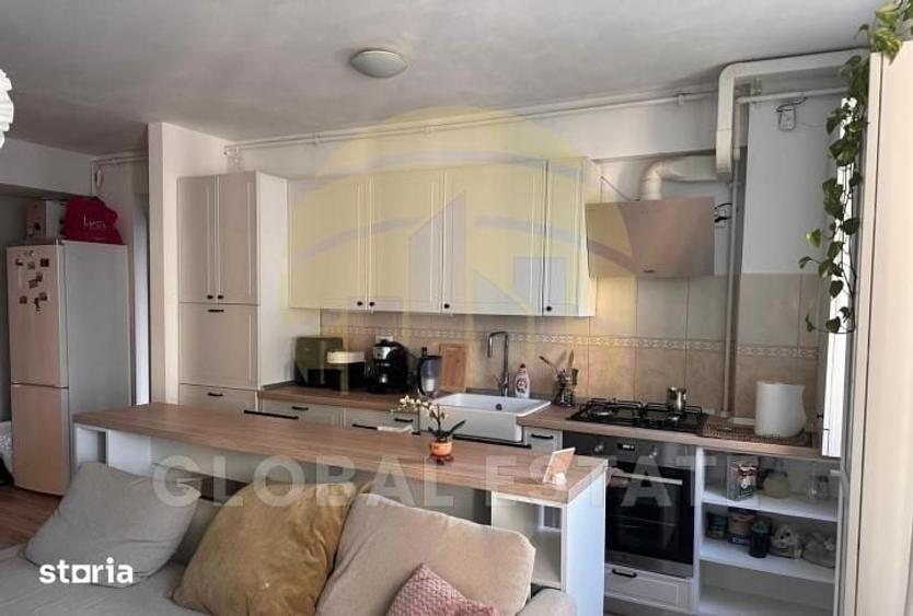 Apartament cu 2 camere semidecomandat în Ozana
