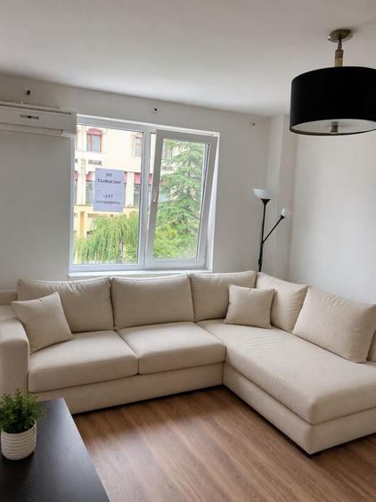 Apartament cu 3 camere nedecomandat în Exterior Vest