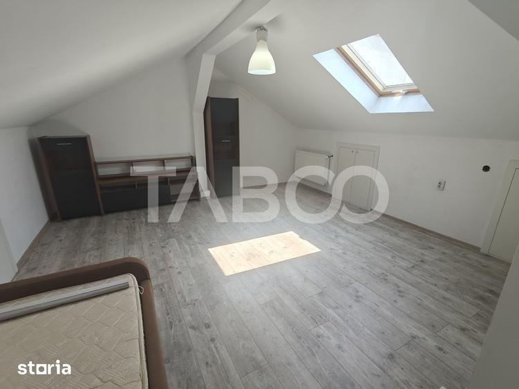 Casă cu 6 camere cu Teren 281 Mp în Tineretului