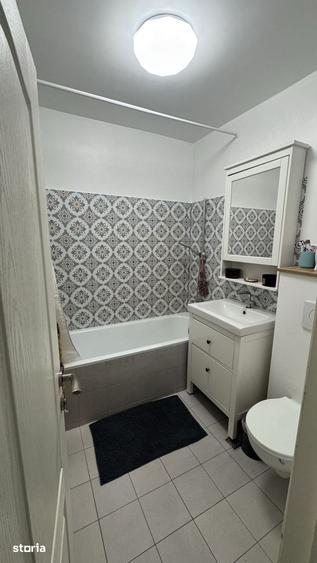 Apartament cu 3 camere decomandat, mobilat în Centrul Civic