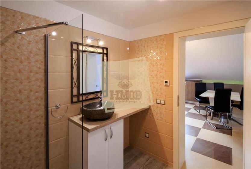 Apartament cu 2 camere decomandat, mobilat în Central