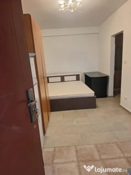 Garsonieră decomandată în Bularga