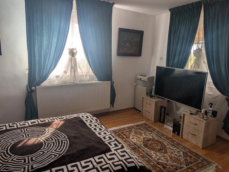 Casă cu Teren 1250 Mp în Central
