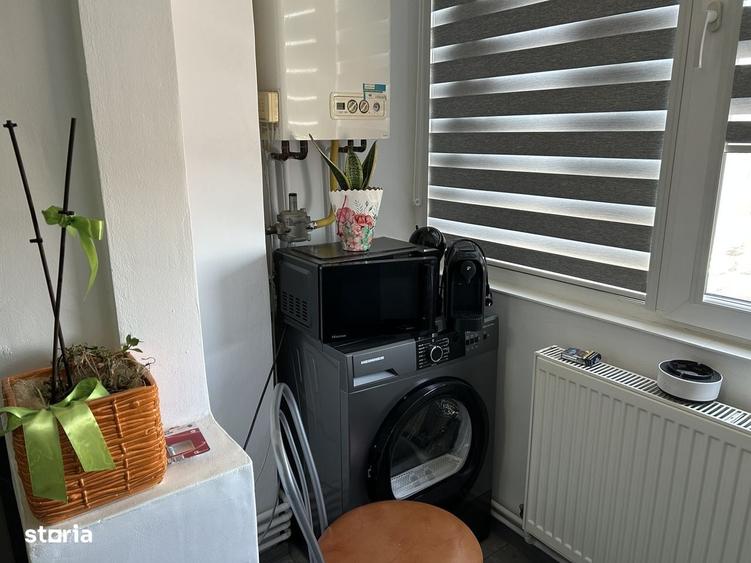 Apartament cu 2 camere decomandat în Miorița