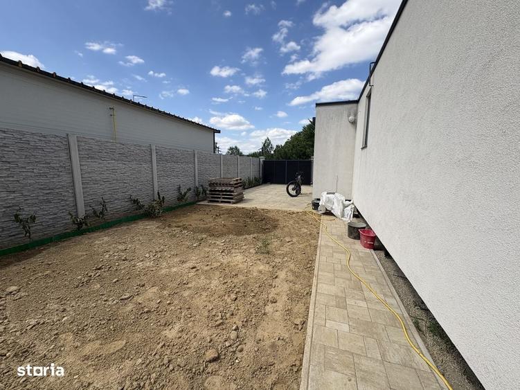 Casă cu 3 camere în Central