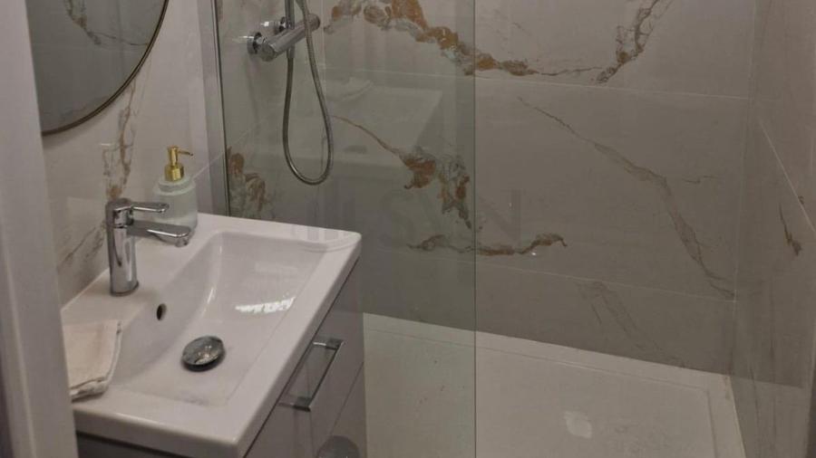 Apartament cu 2 camere semidecomandat în Universitate