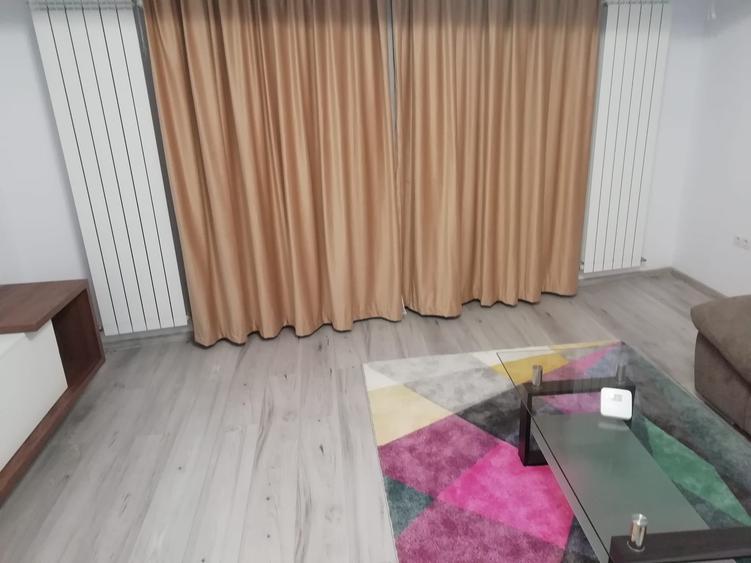 Apartament cu 2 camere decomandat în Tătărași