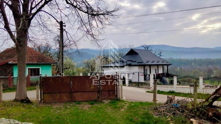 Casă individuală cu 4 camere cu Canalizare în Măgulicea