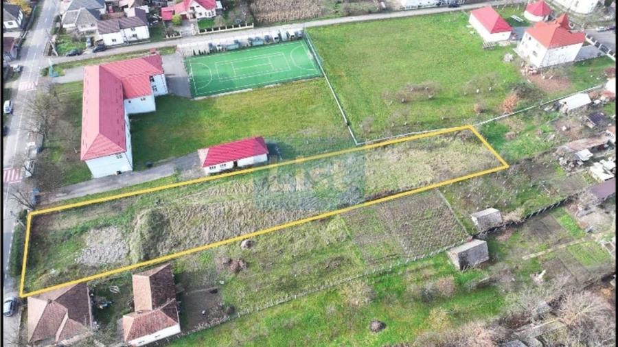 Teren Construcții intravilan de 2500 mp, în Săsar