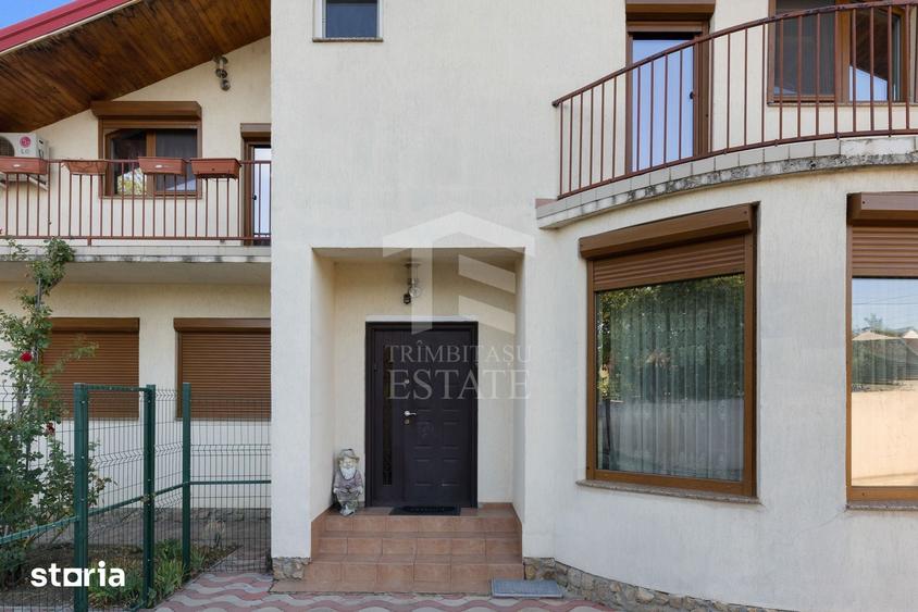 Casă cu 4 camere cu Teren 351 Mp în Grădiște