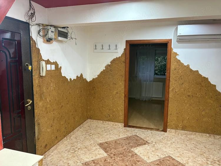 Apartament cu 3 camere decomandat în Rogerius