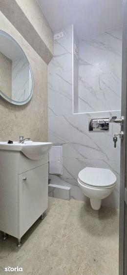 Apartament cu 4 camere decomandat în Poarta 6
