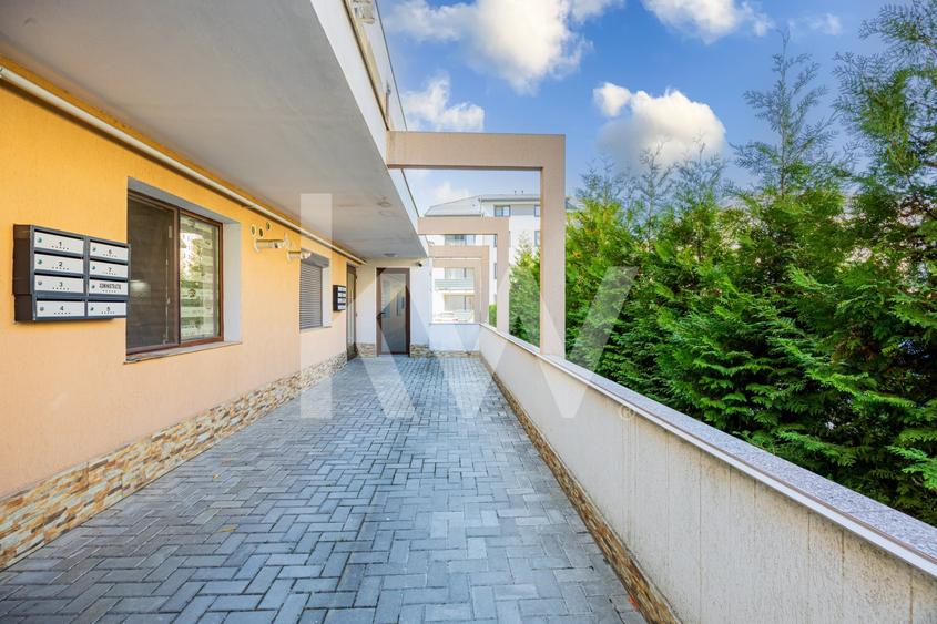 Apartament cu 2 camere decomandat, mobilat în Tractorul