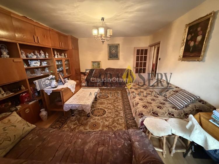 Apartament 3 camere decomandat