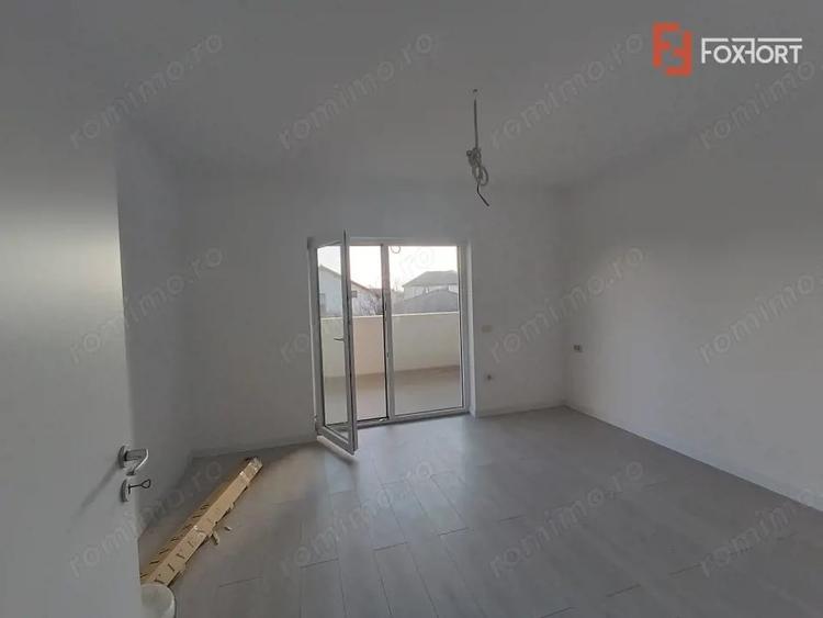 Casă cu 4 camere cu Teren 250 Mp în Chișoda