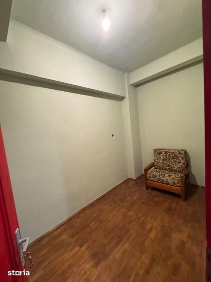 Apartament cu 7 camere în Ultracentral