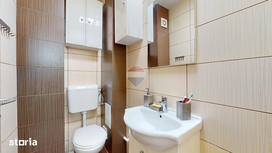 Apartament cu 3 camere decomandat, mobilat în Bartolomeu