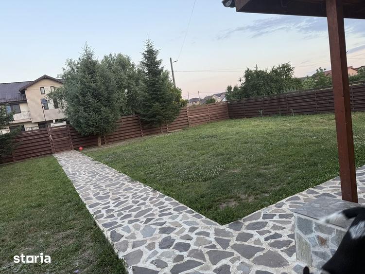 Casă cu 4 camere cu Teren 600 Mp în Central