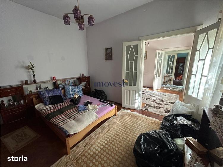 Casă cu 3 camere cu Teren 130 Mp în Titulescu