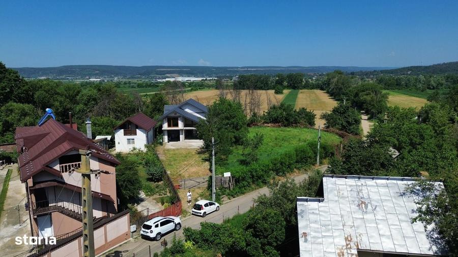 Casă cu 4 camere în Ultracentral