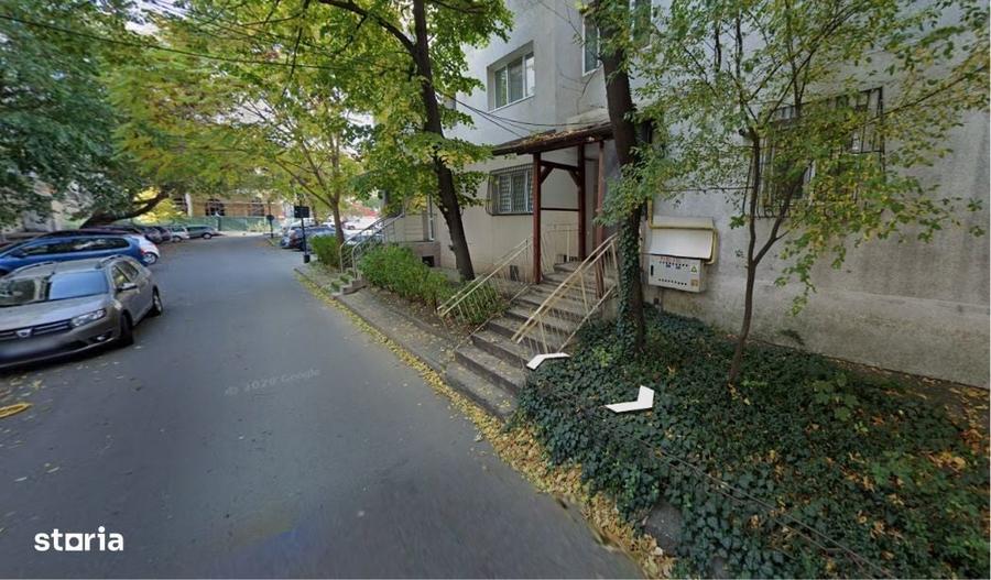Apartament cu 3 camere în Ultracentral